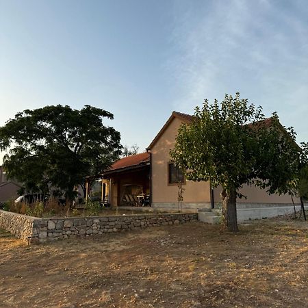 Relax And Unwind: Family-Friendly House Near Zadar In Zagrad Villa Exterior foto