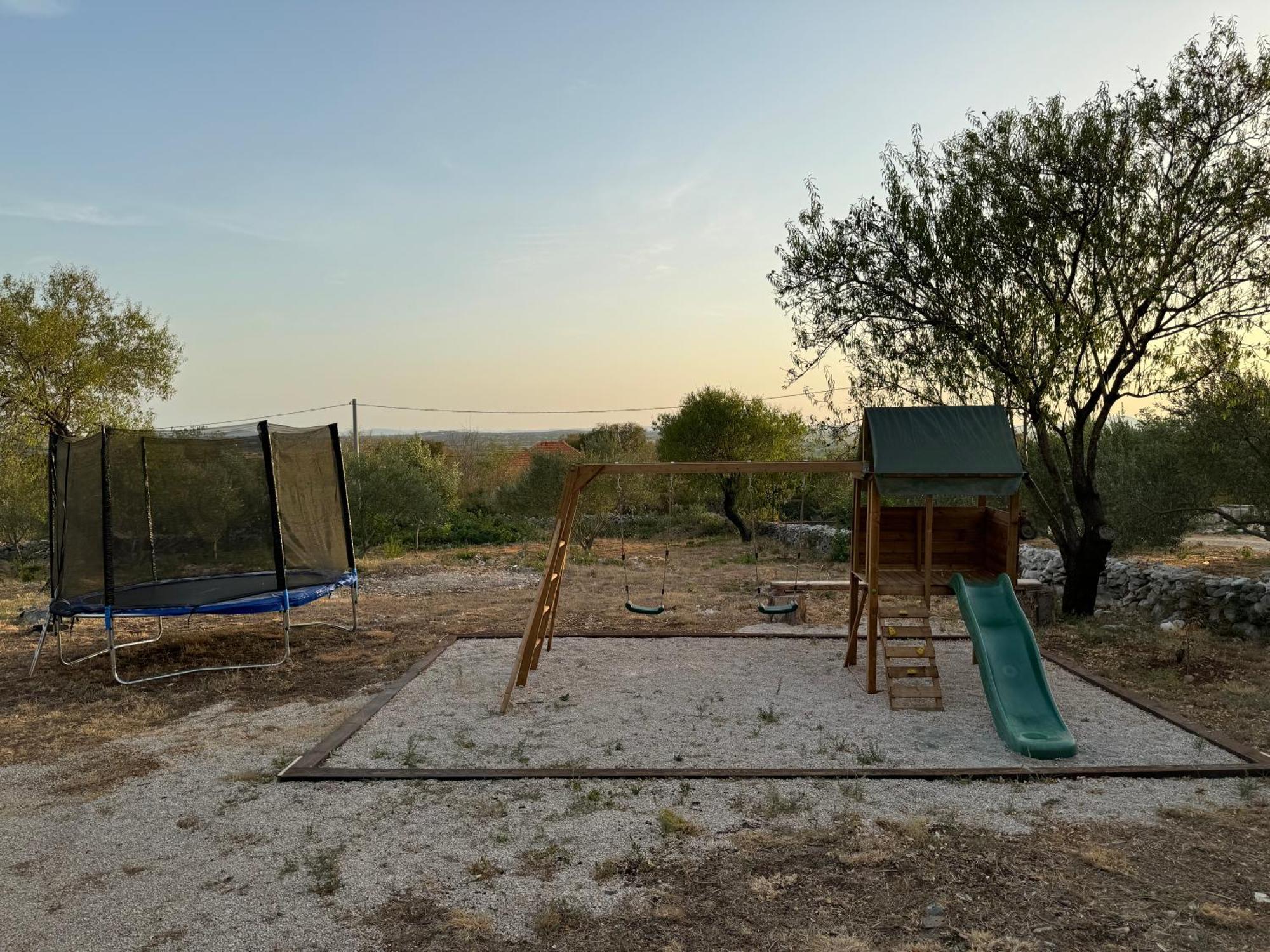 Relax And Unwind: Family-Friendly House Near Zadar In Zagrad Villa Exterior foto